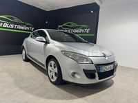 Usado Renault Mégane III Dynamique 111 CV (81 kW) 2009 Gris / plata Berlina