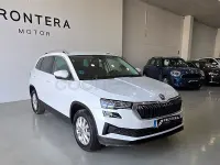 Usado Skoda Karoq Ambition 150 CV (110 kW) 2022 Blanco SUV