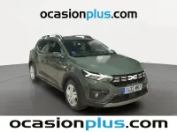 Usado Dacia Sandero Expression 91 CV (66 kW) 2024 Verde
