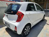 Usado Kia Picanto 66 CV (48 kW) 2017 Blanco Utilitario