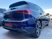 Usado VW Golf VIII Life 115 CV (84 kW) 2021 Azul Berlina