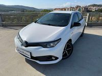 Usado Toyota Auris Hybrid Advance 136 CV (100 kW) 2018 Blanco Utilitario