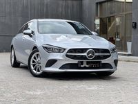 Usado Mercedes CLA180 Shooting Brake 136 CV (100 kW) 2022 Gris / plata Familiar