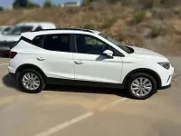 Usado Seat Arona Style Plus 110 CV (80 kW) 2022 Blanco SUV