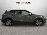 Usado Seat Arona Xperience 115 CV (84 kW) 2025 Gris / plata SUV
