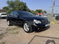Usado Mercedes C220 Classic 143 CV (105 kW) 2003 Azul Berlina