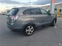Usado Chevrolet Captiva LTZ 184 CV (135 kW) 2012 Gris / plata SUV
