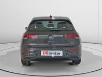 Usado VW Golf VIII Life 150 CV (110 kW) 2021 Gris / plata Berlina