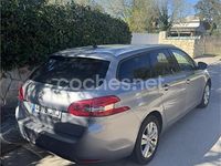 Usado Peugeot 308 SW Style 130 CV (95 kW) 2016 Gris / plata Familiar