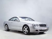 Usado Mercedes CL500 306 CV (225 kW) 2002 Plata Coupe