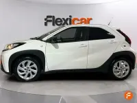 Usado Toyota Aygo 72 CV (52 kW) 2024 Blanco