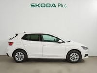 Usado Skoda Fabia Selection 95 CV (69 kW) 2025 Blanco Utilitario