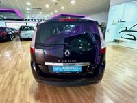 Usado Renault Scénic III Dynamique 131 CV (96 kW) 2013 Monovolumen