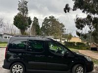Usado Citroën Berlingo Feel 120 CV (88 kW) 2016 Negro Monovolumen