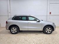 Second-hand VW Touareg 245 CP (180 kW) 2012 Gri SUV