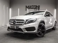 Usado Mercedes GLA200 AMG line 136 CV (100 kW) 2015 Gris / plata SUV