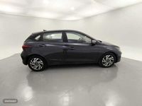 Usado Hyundai i20 99 CV (72 kW) 2024 Aurora grey Berlina