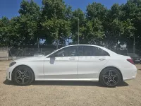 Usado Mercedes C200 160 CV (117 kW) 2020 Negro Berlina