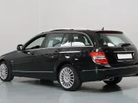 Usado Mercedes C320 Avantgarde 224 CV (164 kW) 2007 Negro Familiar