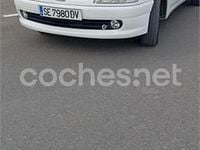 Begagnad Peugeot 306 Style 90 HK (66 kW) 2000 Vit Sedan