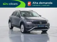 Usado VW T-Roc Life 115 CV (84 kW) 2022 Gris / plata SUV