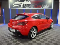 Usado Opel Astra Dynamic 200 CV (147 kW) 2018 Rojo Familiar