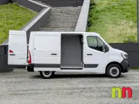 Usado Renault Master 135 CV (99 kW) 2022 Azul Monovolumen