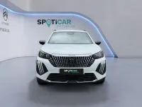 Usado Peugeot 2008 Allure 100 CV (73 kW) 2023 Blanco SUV