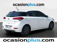 Usado Hyundai i20 75 CV (55 kW) 2017 Blanco
