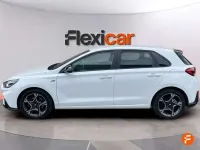 Usado Hyundai i30 N Line 120 CV (88 kW) 2022 Blanco Berlina