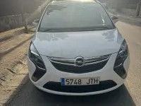 Usado Opel Zafira Tourer Excellence 136 CV (100 kW) 2016 Blanco Monovolumen