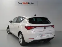 Usado Seat Leon Style 150 CV (110 kW) 2024 Blanco Berlina