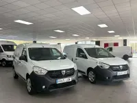 Usado Dacia Dokker Essentiel 90 CV (66 kW) 2020 Blanco Monovolumen