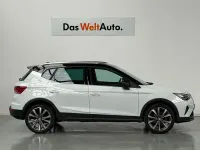 Usado Seat Arona FR 115 CV (84 kW) 2024 Blanco SUV