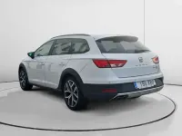 Usado Seat Leon 4Drive 184 CV (135 kW) 2017 Blanco SUV