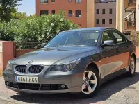 Usado BMW 525 218 CV (160 kW) 2006 Gris / plata Berlina