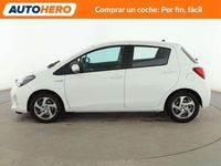 Usado Toyota Yaris Hybrid Active 99 CV (72 kW) 2015 Blanco Utilitario