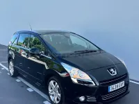 Usado Peugeot 5008 Sport 110 CV (80 kW) 2010 Negro Monovolumen