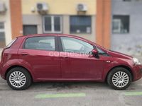 Usado Fiat Punto Active 77 CV (56 kW) 2010 Granate Utilitario