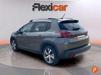 Usado Peugeot 2008 Allure 120 CV (88 kW) 2019 Gris SUV
