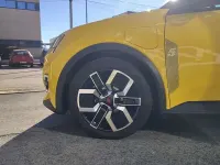 Usado Renault R5 Techno 88 kW (120 CV) 2025 Amarillo Utilitario