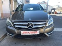 Usado Mercedes B200 136 CV (100 kW) 2013 Marrón Monovolumen