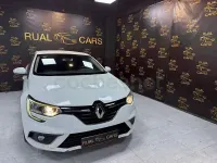 Usado Renault Mégane Business 90 CV (66 kW) 2016 Blanco Berlina