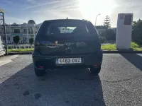 Usado Opel Corsa Enjoy 69 CV (50 kW) 2005 Negro Utilitario
