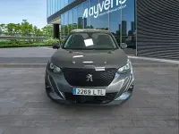 Usado Peugeot 2008 Active 110 CV (80 kW) 2021 Gris SUV