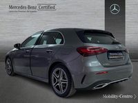 Usado Mercedes A180 AMG line 116 CV (85 kW) 2024 Gris montaña Utilitario