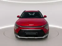 Usado Kia Niro 129 CV (94 kW) 2025 Rojo SUV