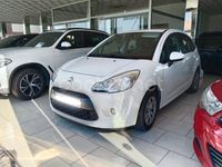 Usado Citroën C3 Attraction 73 CV (53 kW) 2011 Blanco Utilitario