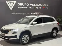 Usado Skoda Karoq Ambition 150 CV (110 kW) 2023 Blanco SUV
