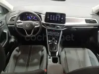Usado VW T-Roc 150 CV (110 kW) 2026 Gris / plata SUV